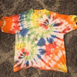 Tie die design Tee shirt